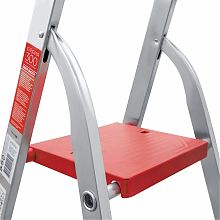 Профессиональная алюминиевая стремянка с органайзером NV3115.8