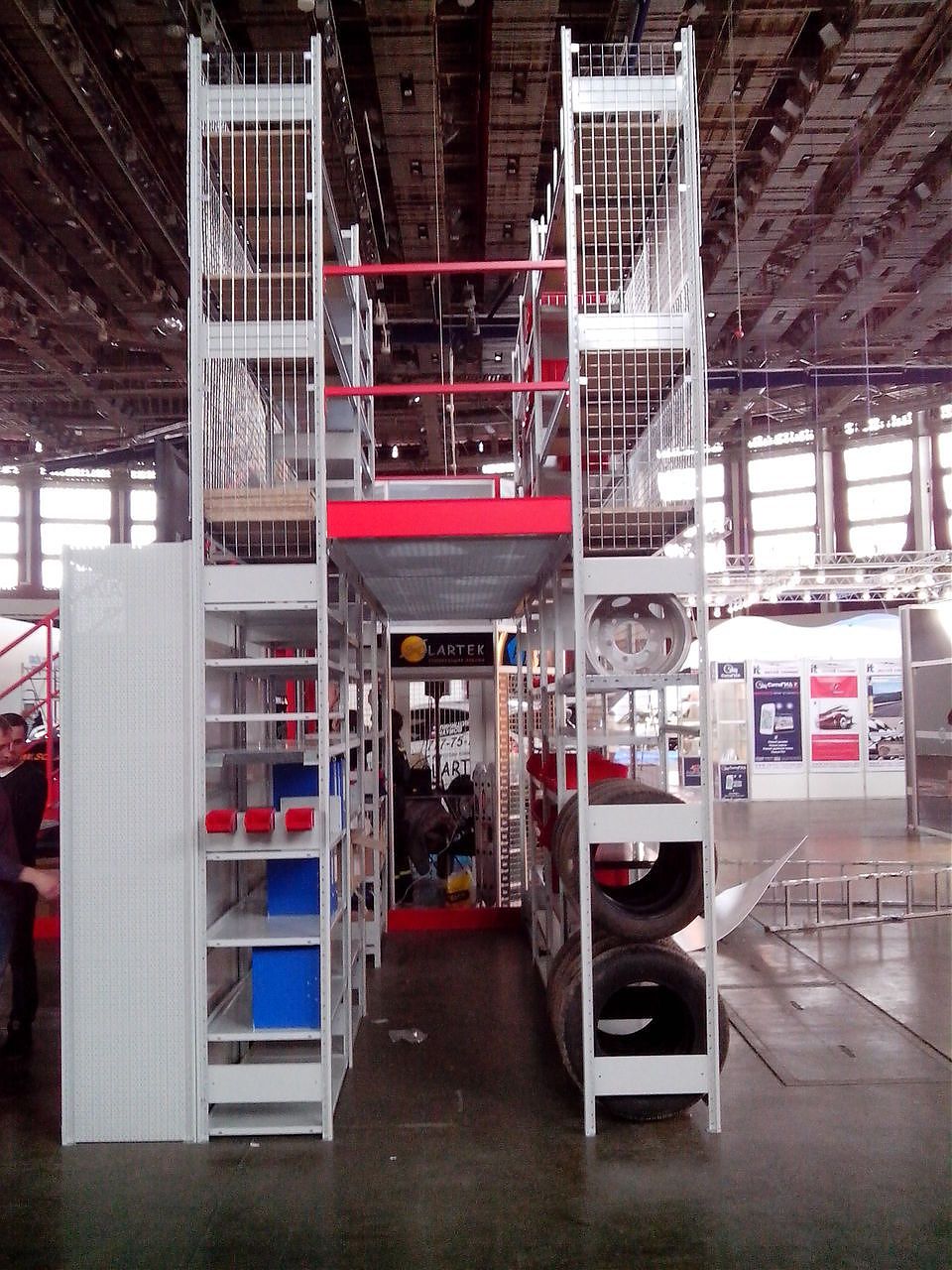 Выставка "Мир автомобиля 2013" Выставка "Мир автомобиля 2013"