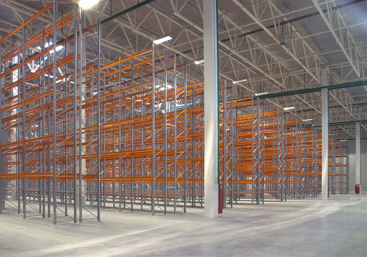 Паллетные стеллажи для склада (12 888 п.м.) Паллетные стеллажи для склада (12 888 п.м.)