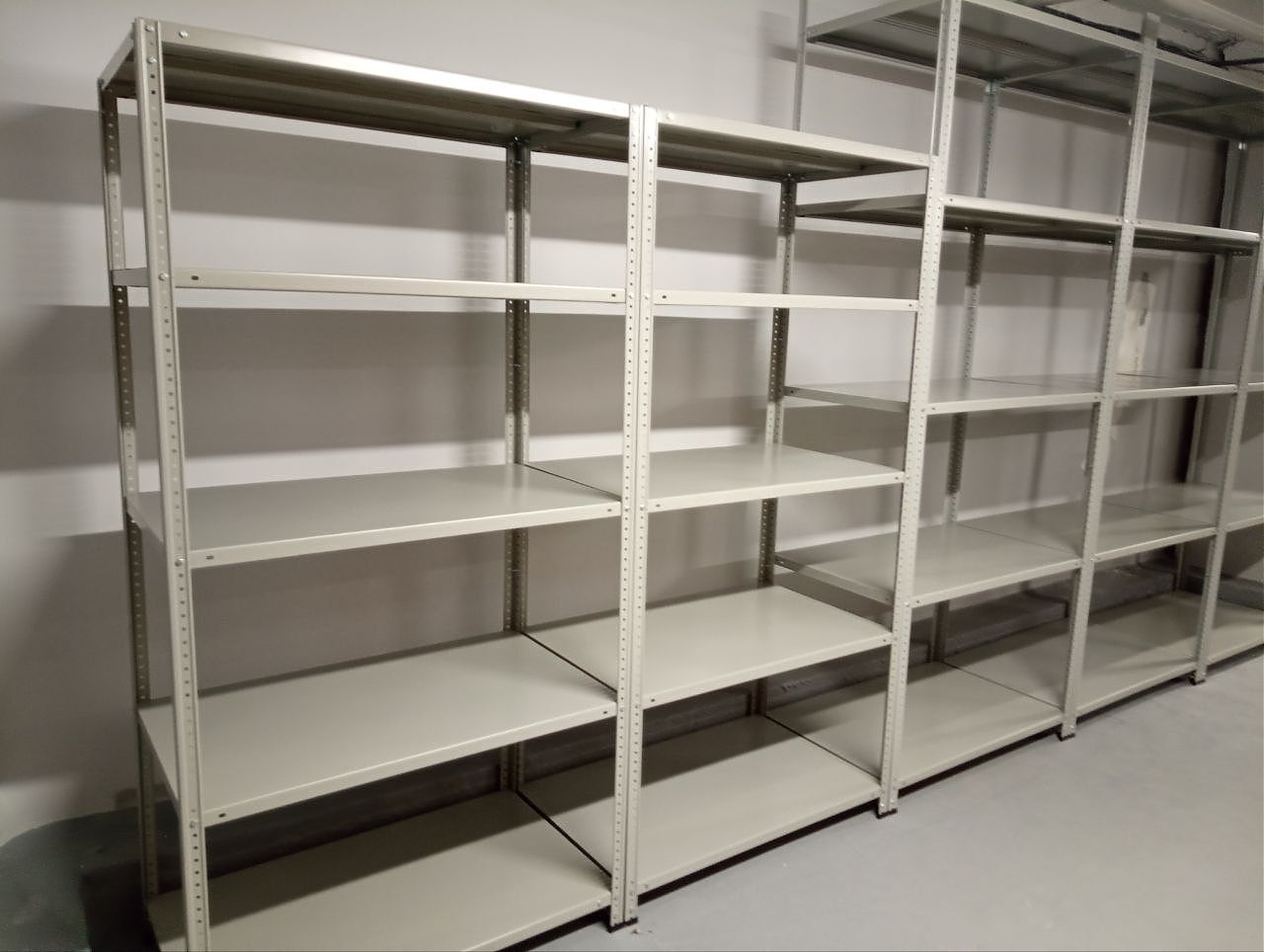 Стеллажи MS Strong и MS Standart Стеллажи MS Strong и MS Standart