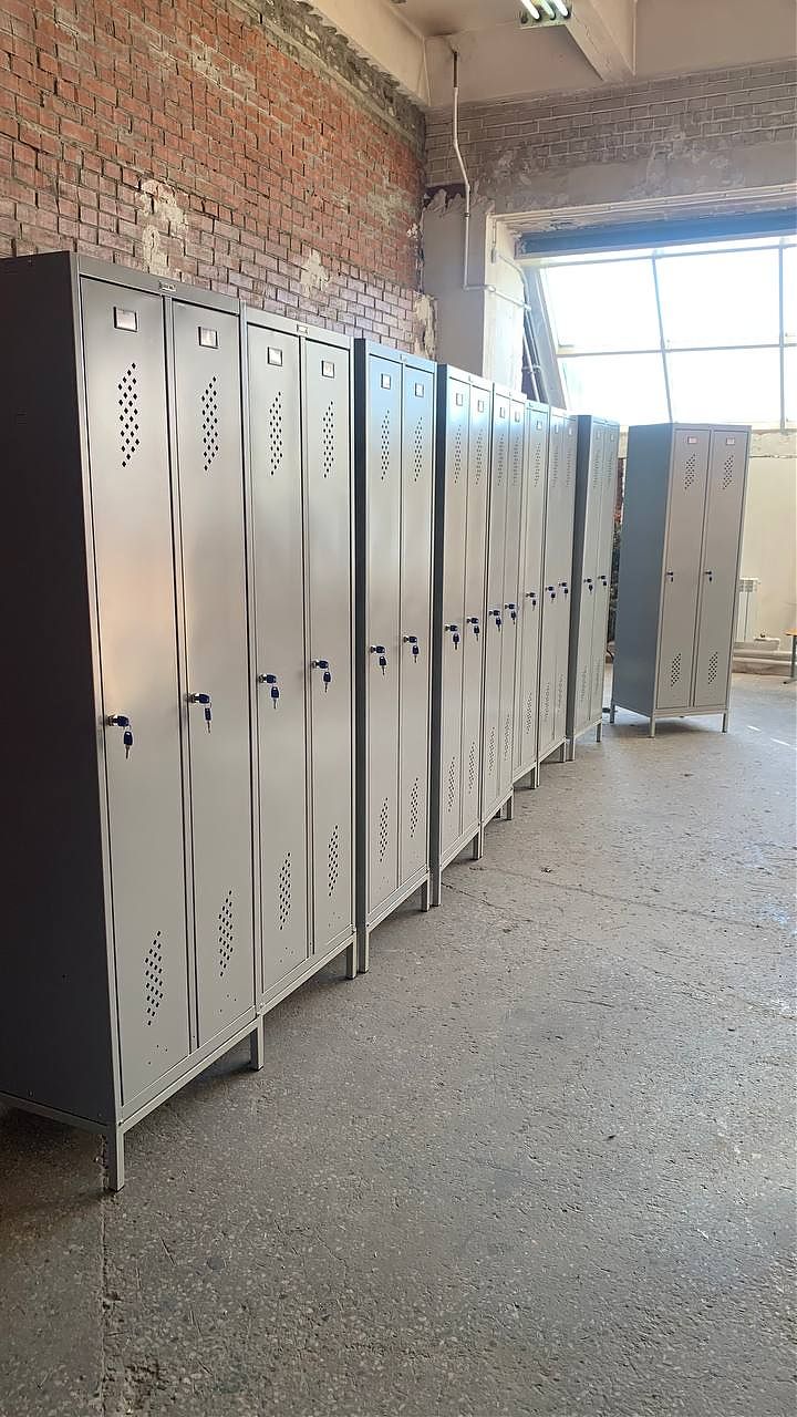 Шкаф для раздевалок Шкаф для раздевалок