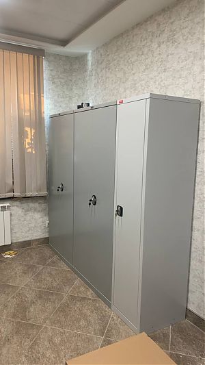 Установили два архивных шкафа для хранения документов: ШАМ-12 и ПРАКТИК СВ-14 Установили два архивных шкафа для хранения документов: ШАМ-12 и ПРАКТИК СВ-14