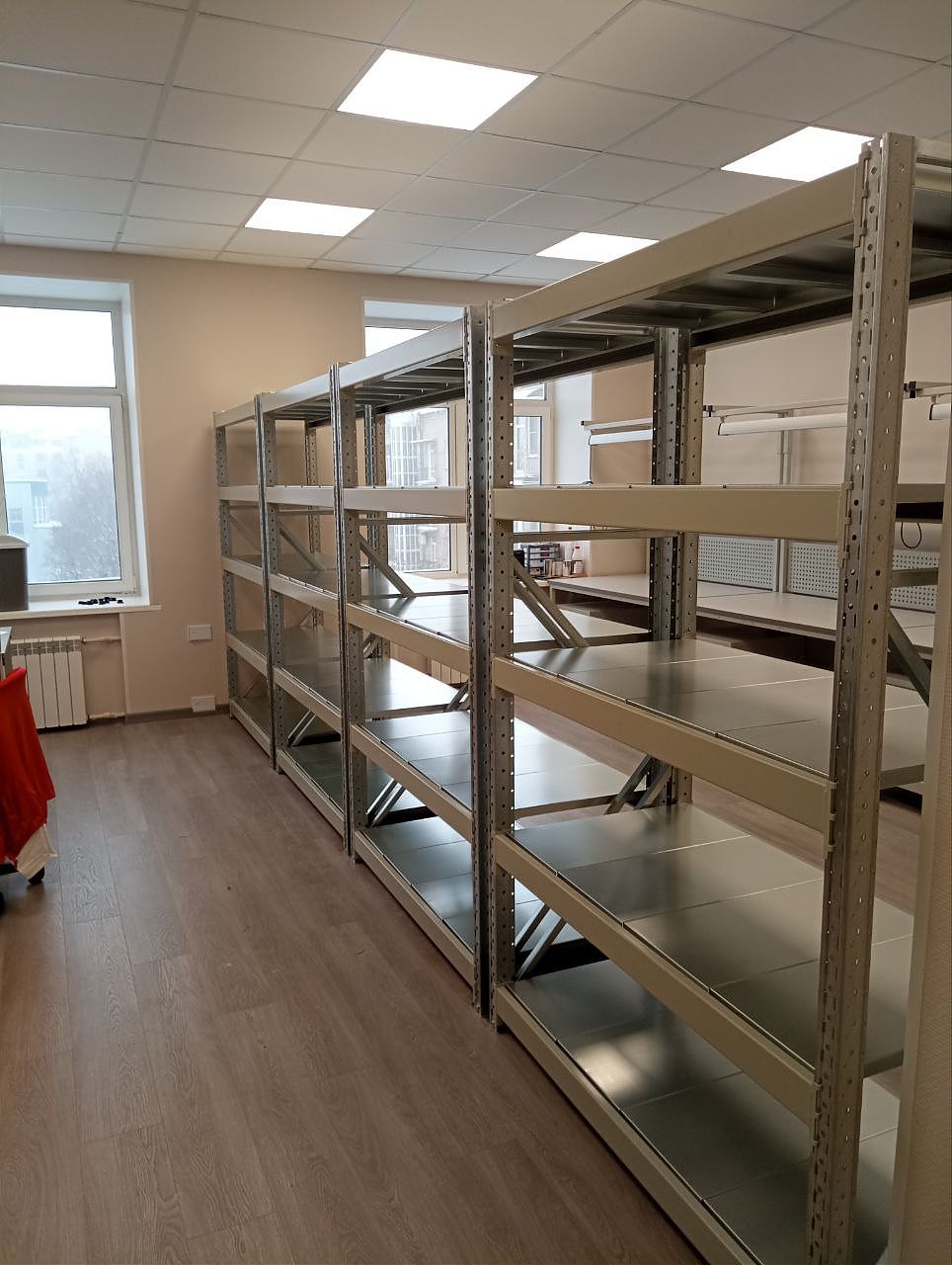 Усиленные стеллажи СТ-051 Усиленные стеллажи СТ-051