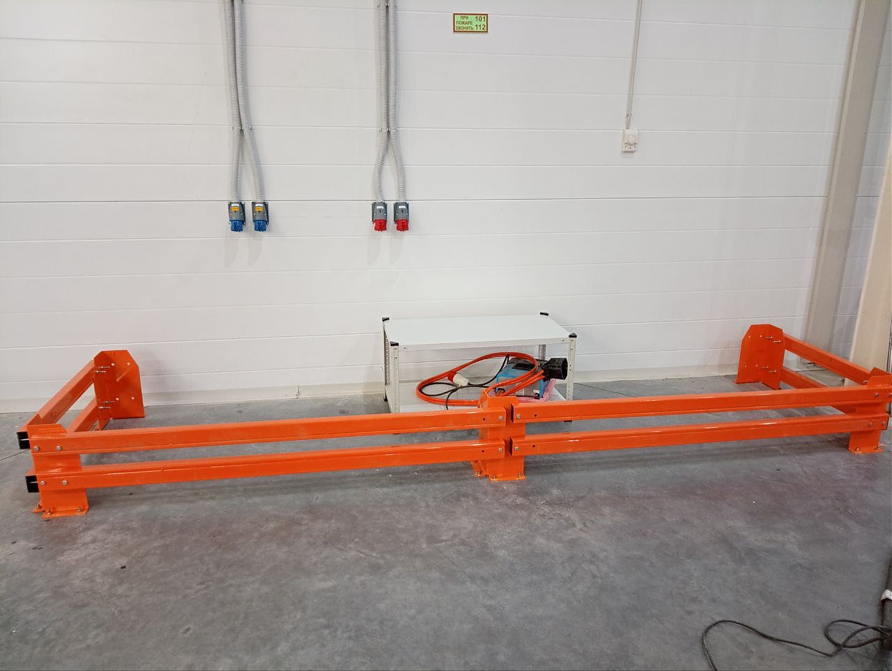 Установка защиты конструктивных и инженерных систем здания, перегородок Установка защиты конструктивных и инженерных систем здания, перегородок