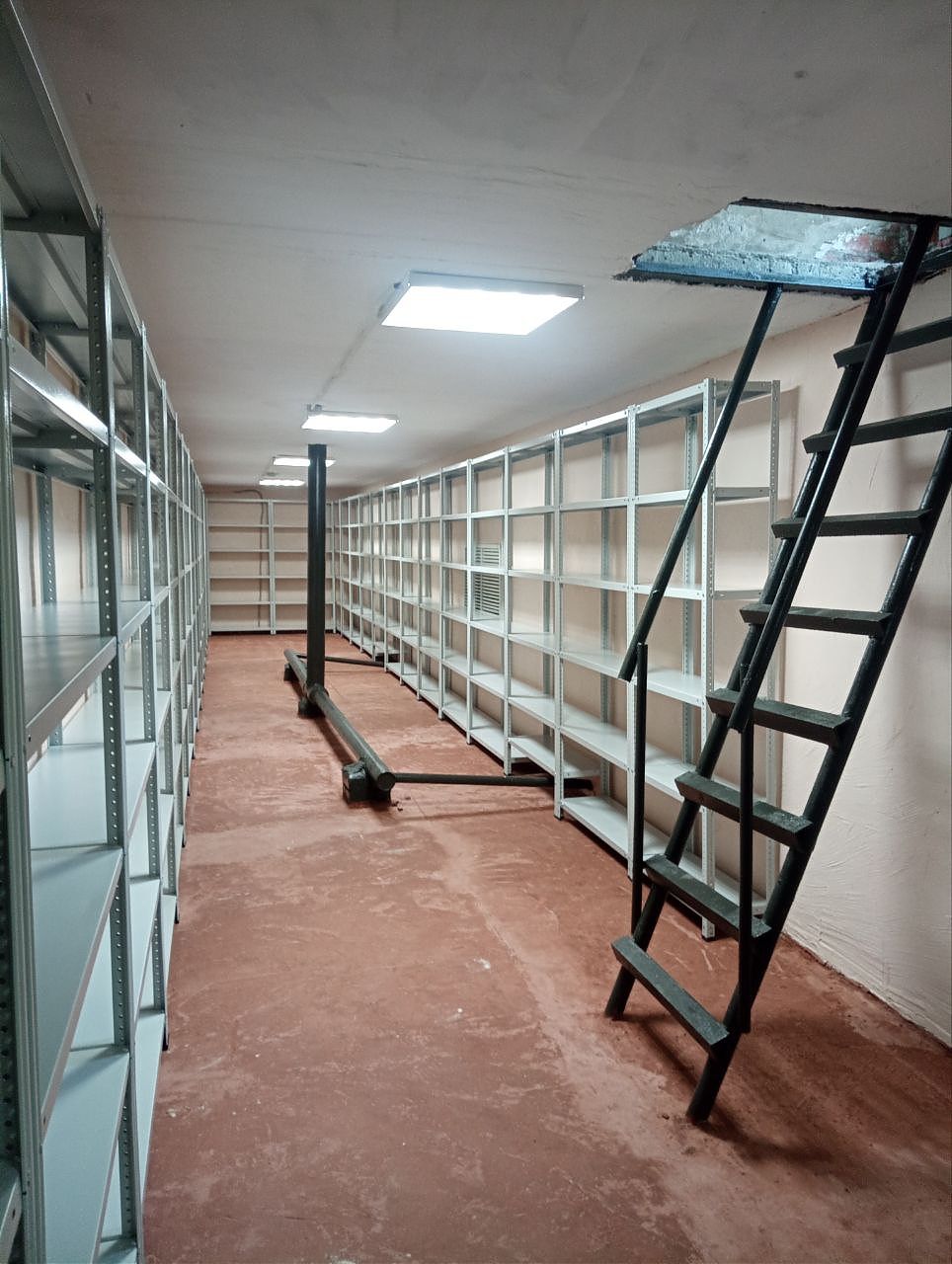 Полочные стеллажи Полочные стеллажи