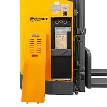 Штабелер самоходный с кабиной CDD15C (1500 кг; 6,5 м; 24В / 400Ач, PV, EPS) SMARTLIFT